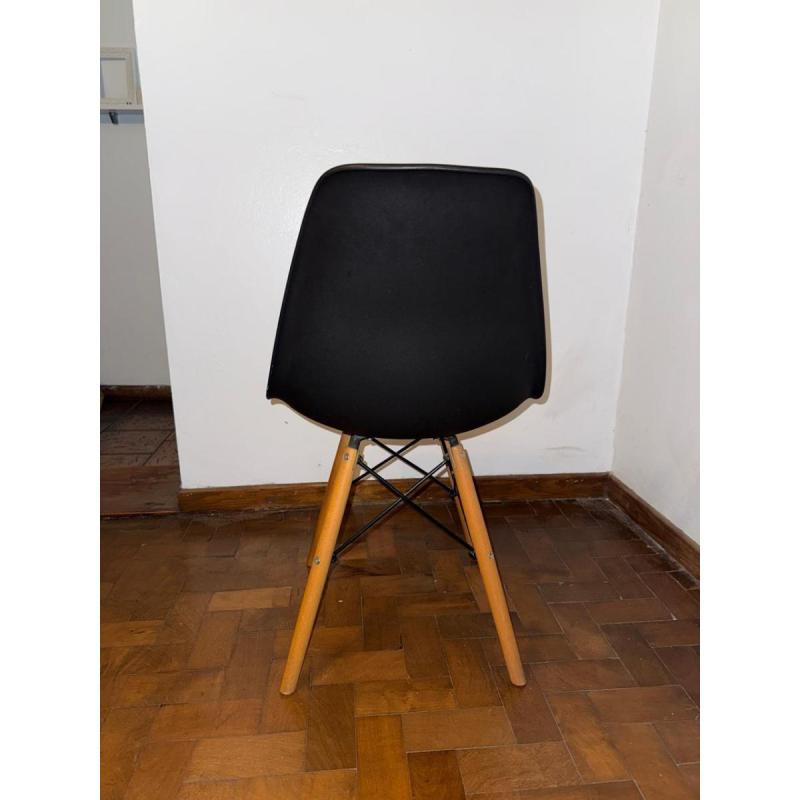 Silla Eames cocina comedor - 3