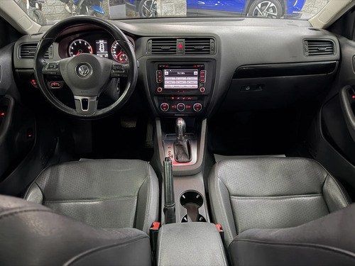 Volkswagen Vento 2.5 Luxury 170cv Tiptronic - 7