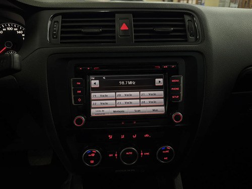 Volkswagen Vento 2.5 Luxury 170cv Tiptronic - 10