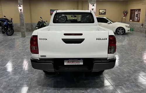 Toyota Hilux Pick-up 2.4 Cd Dx 150cv 4x4 Necochea - 5