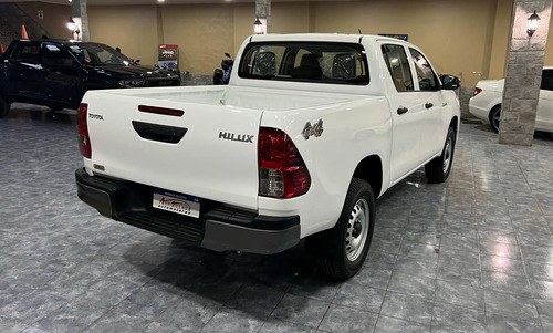 Toyota Hilux Pick-up 2.4 Cd Dx 150cv 4x4 Necochea - 6