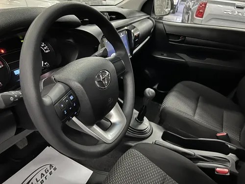 Toyota Hilux Pick-up 2.4 Cd Dx 150cv 4x4 Necochea - 8