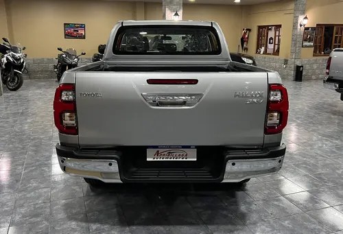 Toyota Hilux Pick-up 2.8 Cd Srv 204cv 4x4 At Necochea - 5