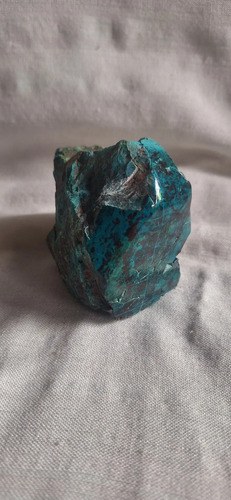 Crisocola, En Bruto, Con Una Cara Pulida - Peru Verde - 2