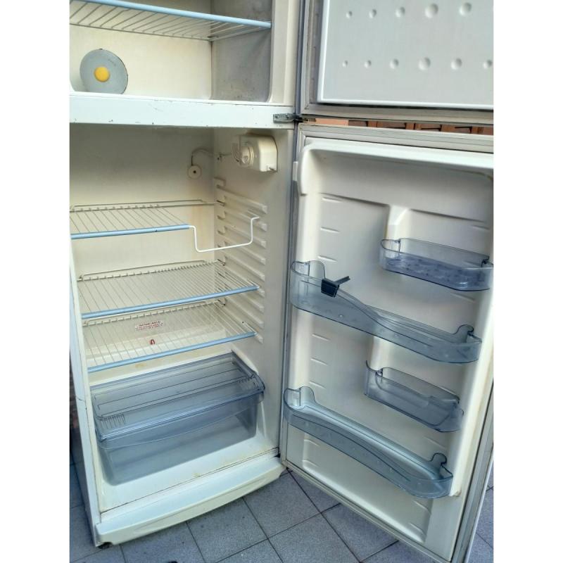 Vendo heladera - 2/3