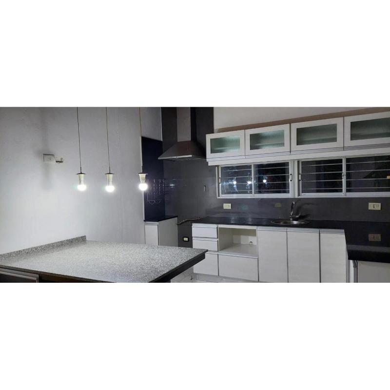 Propietario/Dueño Vendo casa excelente terminaciones 3 dormitorios 3 baños Maipú