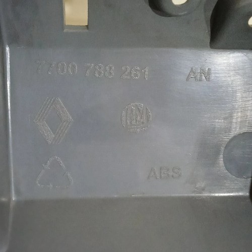Guantera Completa Con Luz Renault 19 Usada - 5