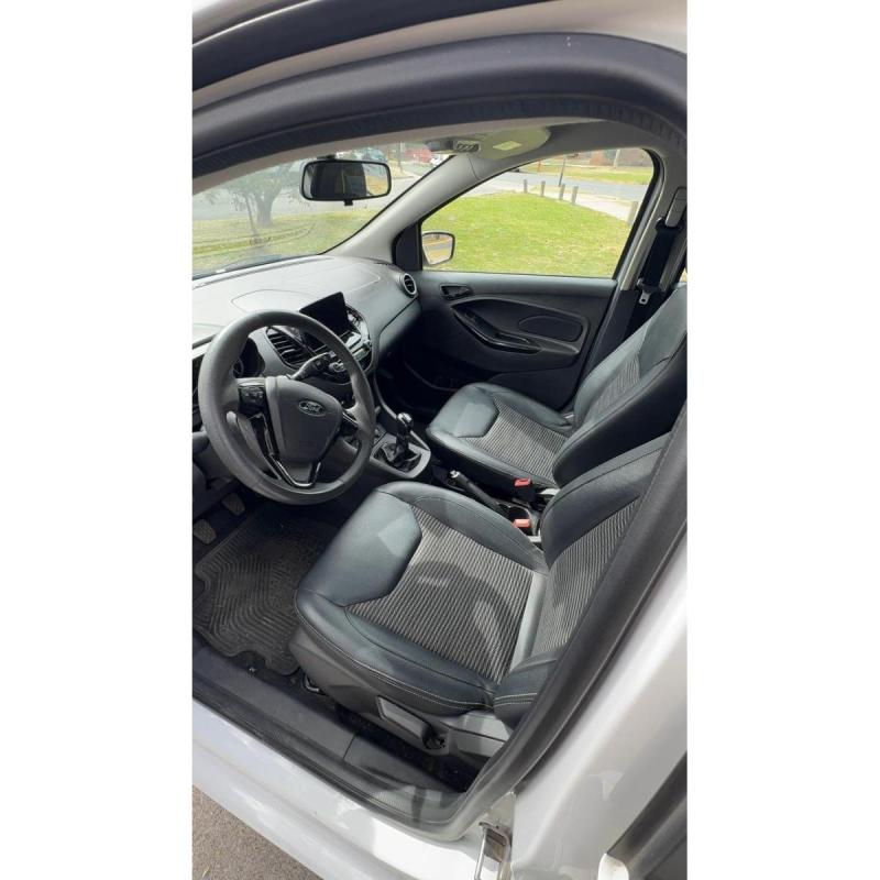 Dueña Ford Ka SEL Full 2019 - 1ra mano - 9