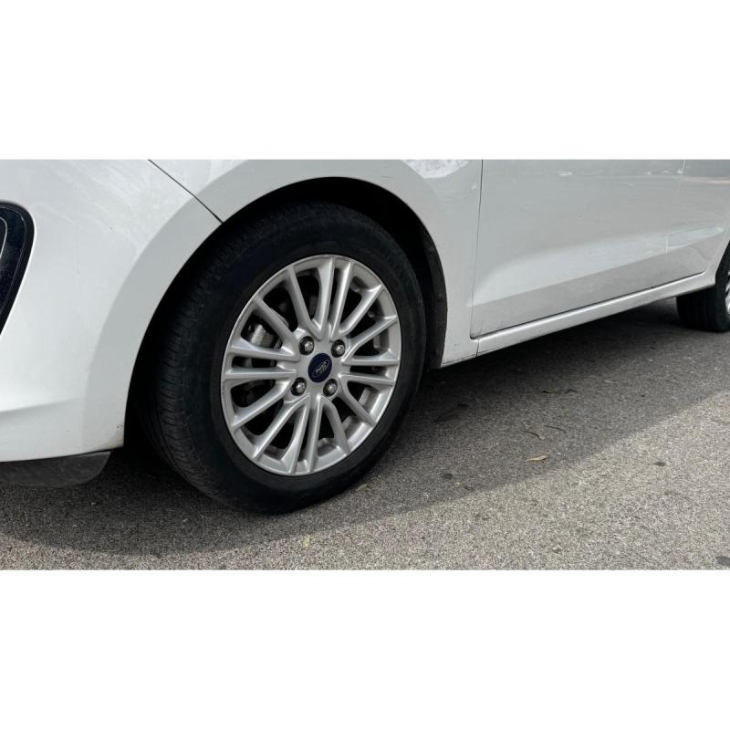 Dueña Ford Ka SEL Full 2019 - 1ra mano - 15