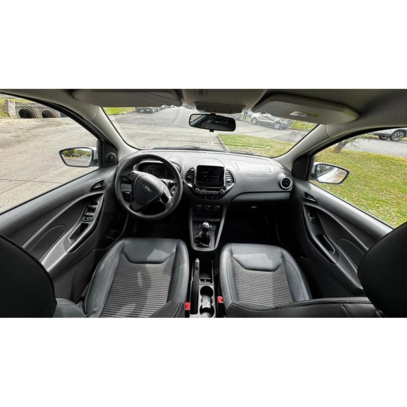Dueña Ford Ka SEL Full 2019 - 1ra mano - 16