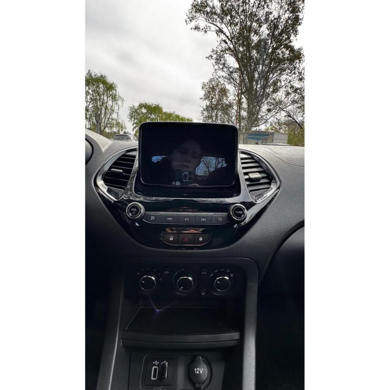 Dueña Ford Ka SEL Full 2019 - 1ra mano - 18