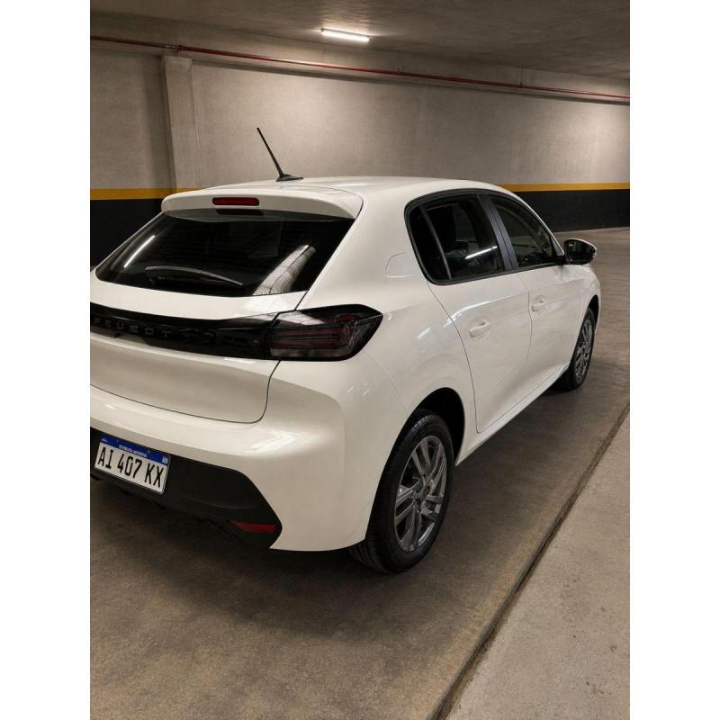 Peugeot 208 Allure (L25) 1.6 año 2026 - 5