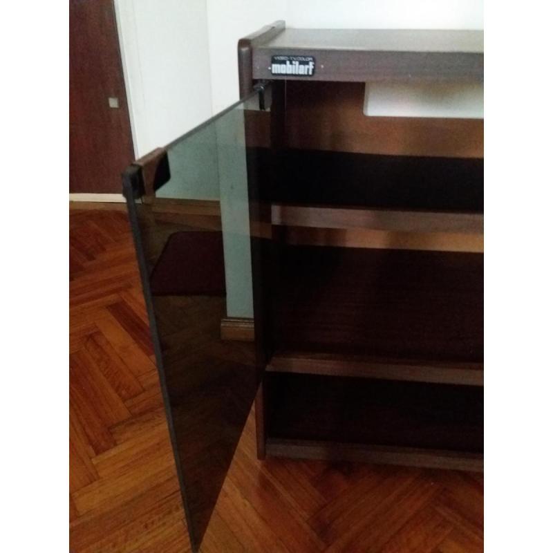 MESA DE TV CON ESTANTES - 5