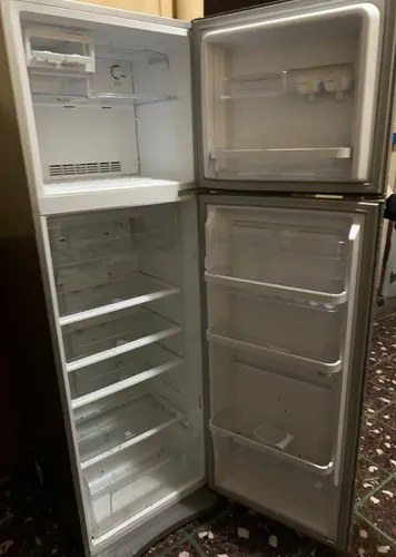 Heladera Electrolux Heni3500p Inverter Plata - 2