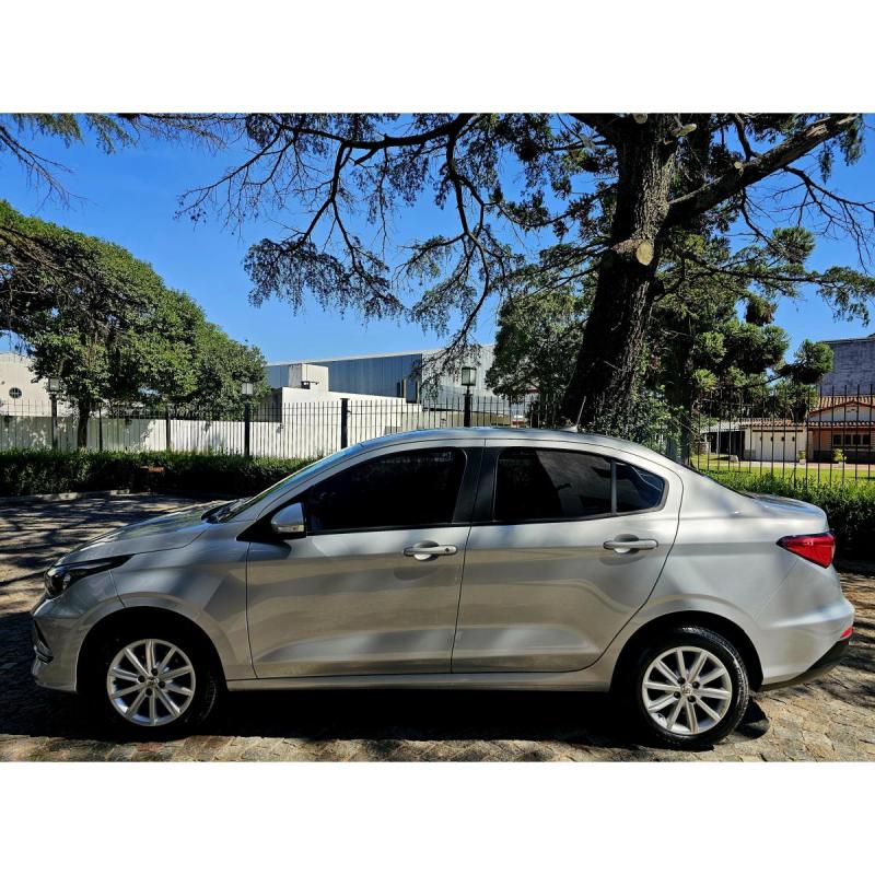 Se Vende! Fiat Cronos 1.3 Conec - 12