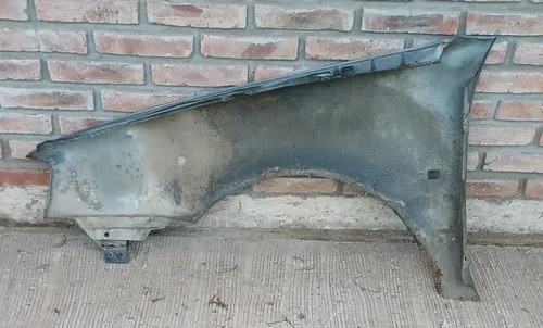 Guardabarro Derecho Renault 19 Con Detalle - 2
