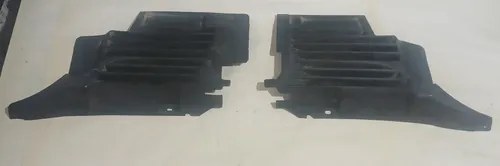 Parrilla P/ Renault 19 1993/00 Interior Deflector Juego X 2 Negro Brillante