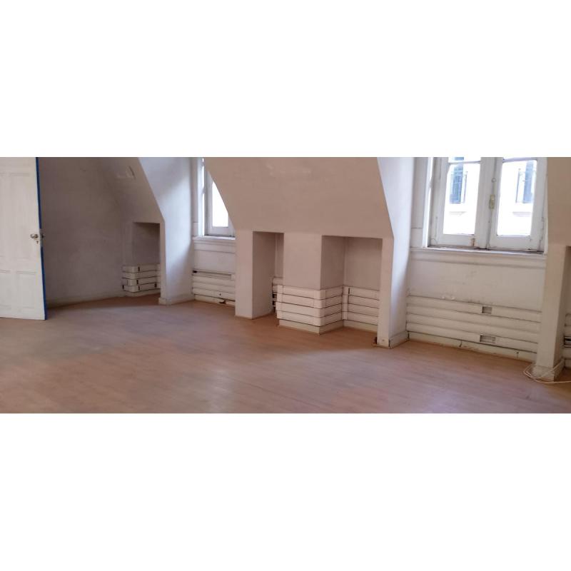 VENTA DE OFICINA EN SAN NICOLAS - 7