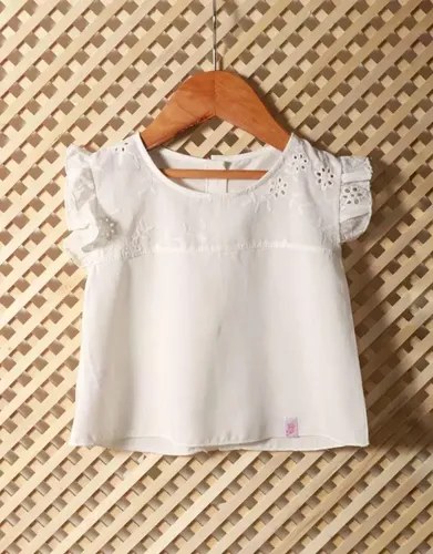 Blusitas De Fibrana Y Broderie Super Delicada Para Bebas - 3
