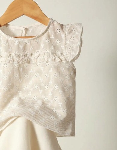 Blusitas De Fibrana Y Broderie Super Delicada Para Bebas - 9