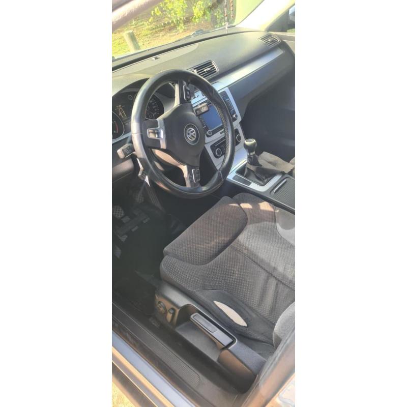 Volkswagen Passat 2011 2.0 TDI - 4