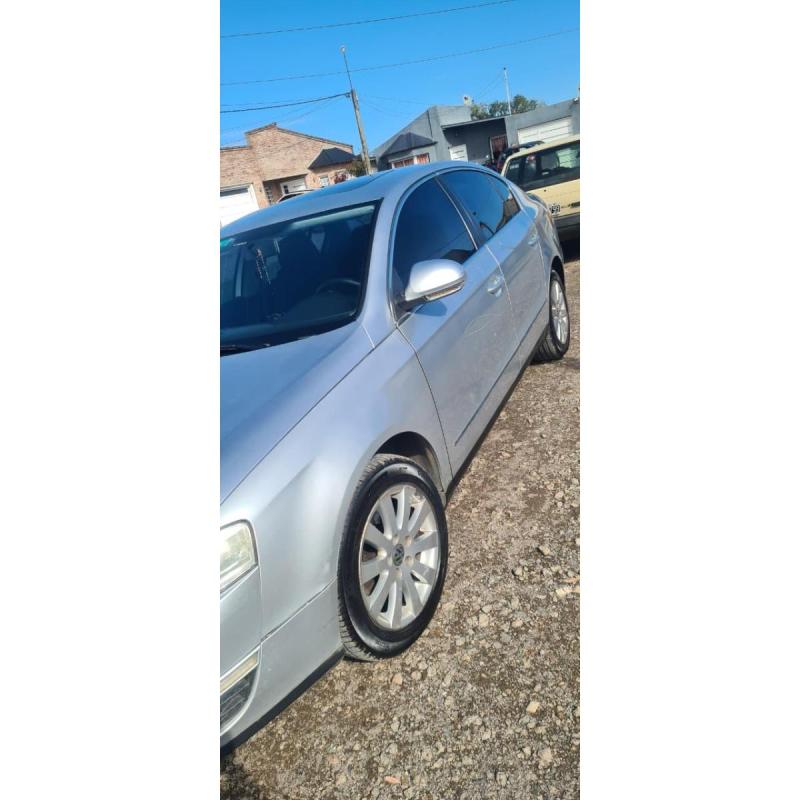 Volkswagen Passat 2011 2.0 TDI - 7