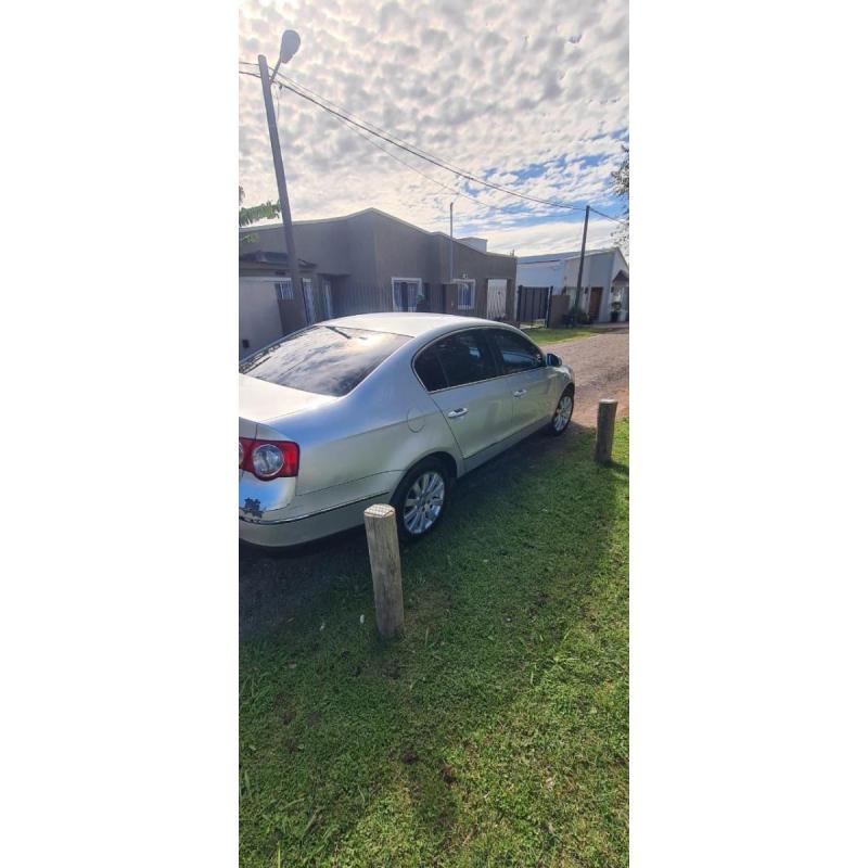 Volkswagen Passat 2011 2.0 TDI - 10