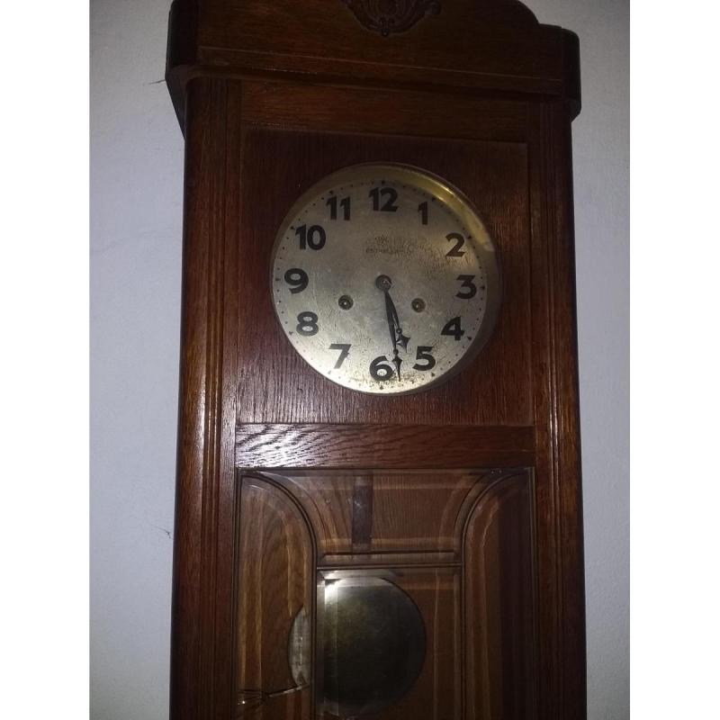 Reloj antiguo de pared alemán