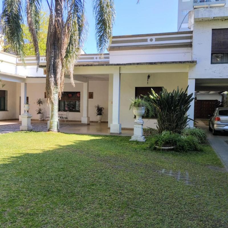 VENTA DE PH HISTORICA EN SAN MARTIN