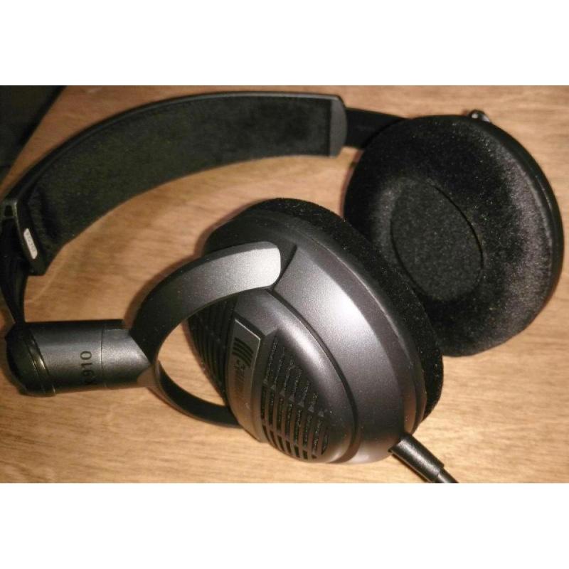 Auriculares Beyerdynamic DTX-910 Made in Germany usados impecables - 3