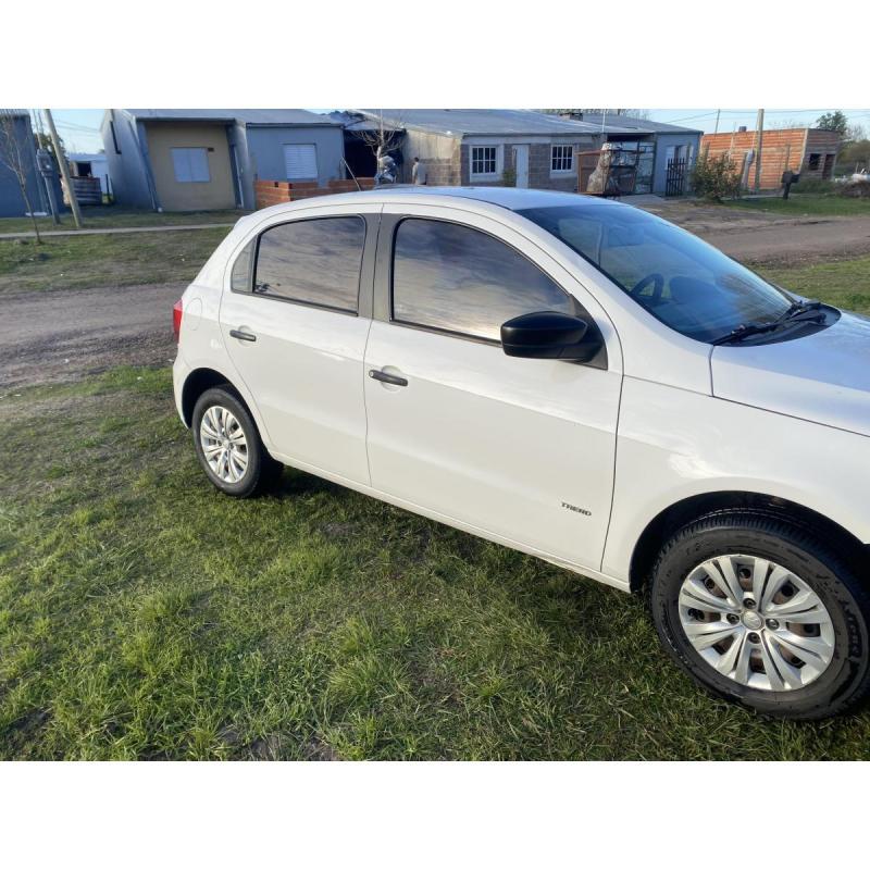 Volkswagen Gol 2017 Trendline 5P 1.6 - 2