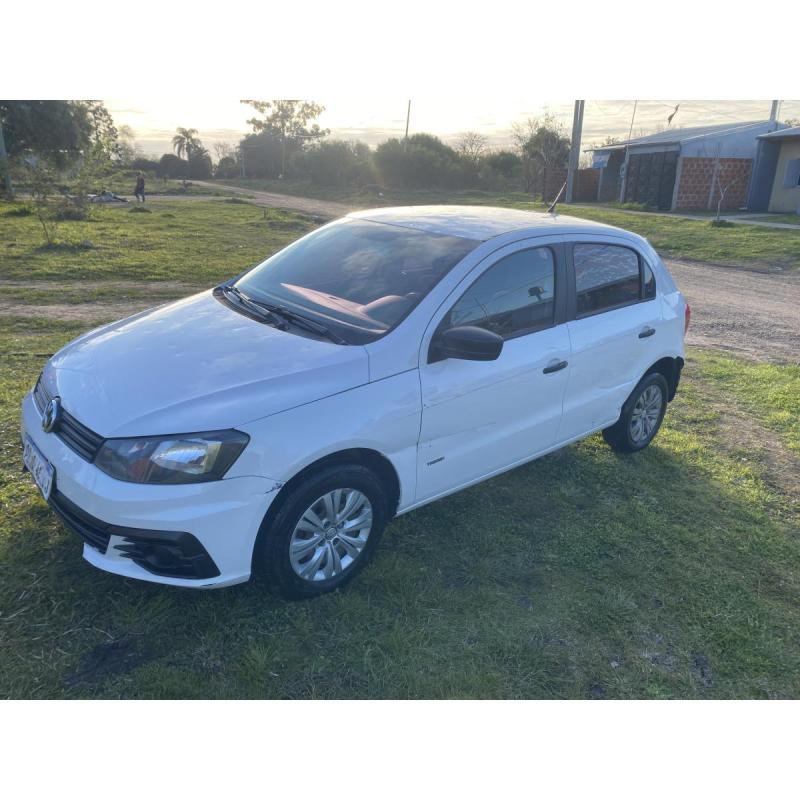 Volkswagen Gol 2017 Trendline 5P 1.6 - 3