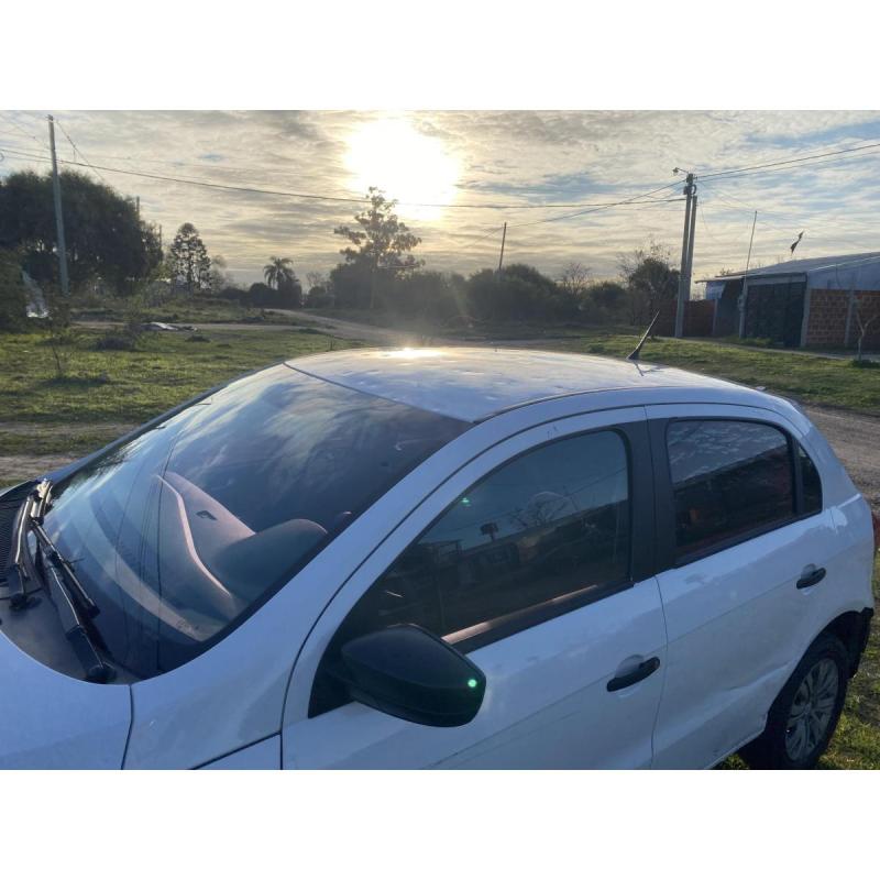Volkswagen Gol 2017 Trendline 5P 1.6 - 5