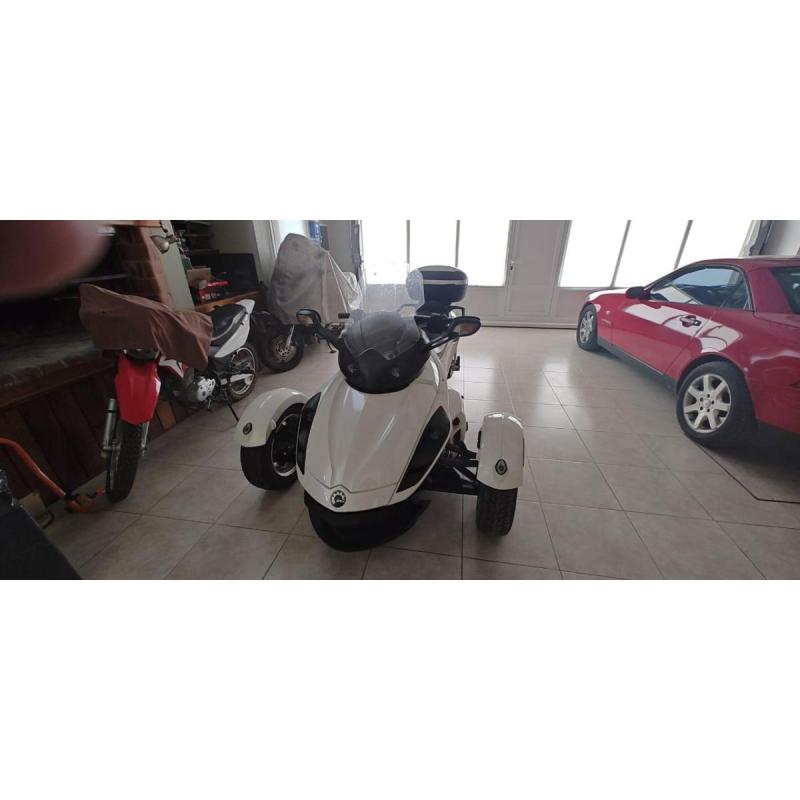 Can-Am SPYDER 2012 BRP-ROTAX