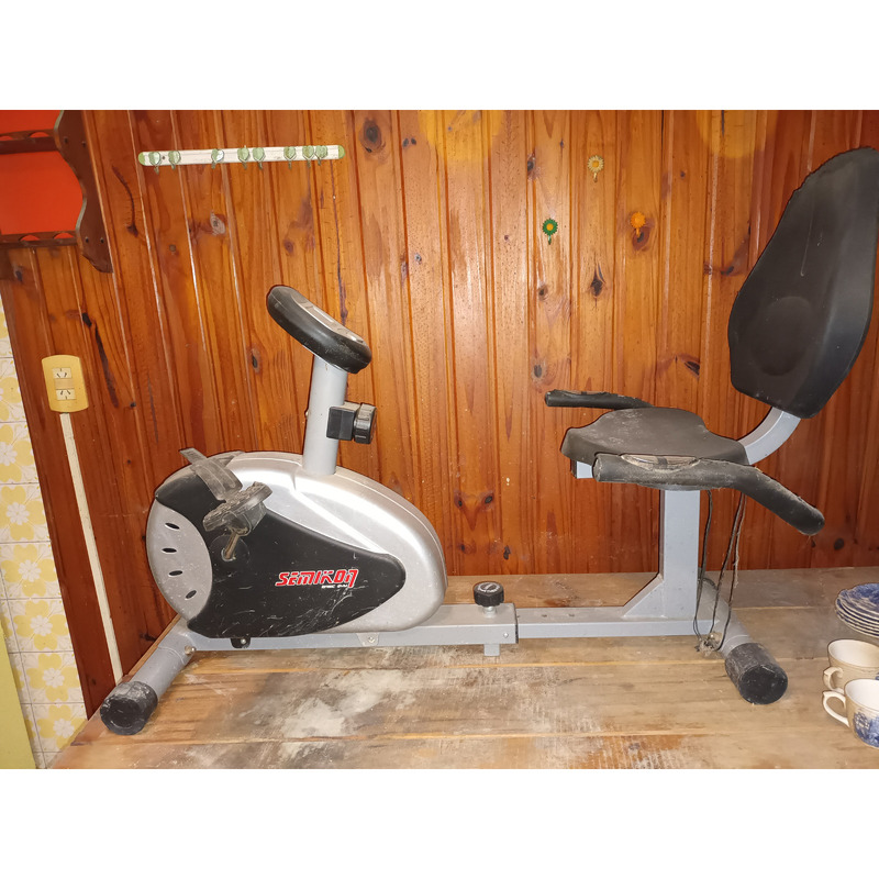 BICICLETA FIJA Y MESA
