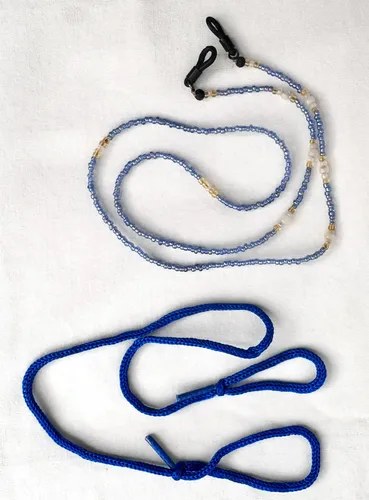 2 Sujeta Anteojos-1 Con Eslabones De Acrílico Y 1 Cordón Celeste - 5