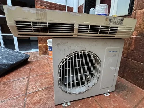 Aire Acondiciona Fedders 2300 Frig Fse23cstare Frio Funciona Tiza - 9