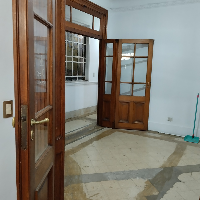 DEPARTAMENTO 6 AMBIENTES EN ALQUILER - 2