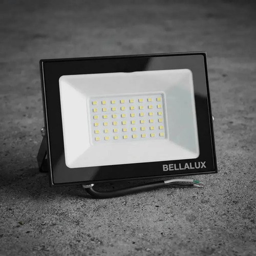Reflector Led 50w Bellalux Luz Blanco Frío Ip65 Aluminio Montable Negro