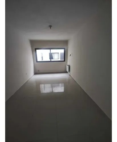 Departamento En Venta Sobre Av. San Martín Con Cochera Y Piletaexce - 3
