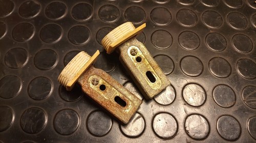 2 Bisagras Para Alacena Acero Y Plástico Años 80 / 90