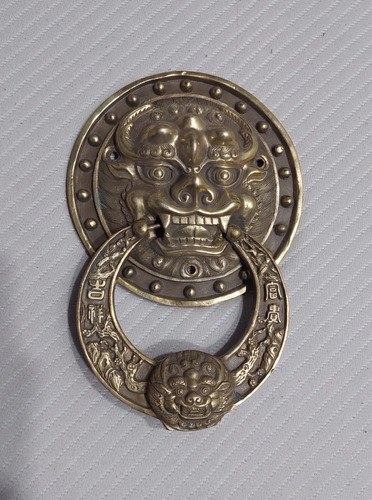 Llamador Aldaba Puerta Perro Fu Bronce. Protector Feng Shui Dorado Oscuro