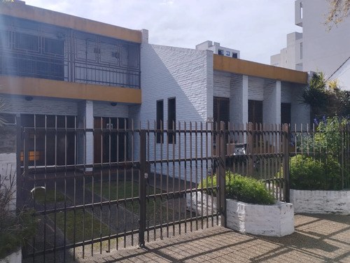 Hermosa Casa Patio Con Pileta