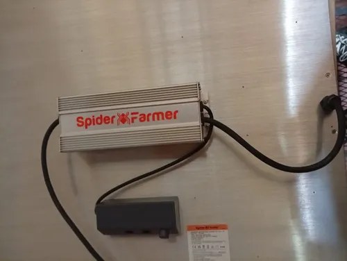 Lámpara Para Cultivo Interior Spider Farmer Sf-4000 Luz Blanca Natural Calida Y Brillante - 3