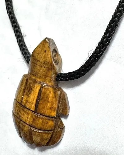 Dije Madera Tallado Tortuga Totem Suerte Fortaleza Energia Marrón Claro - 2