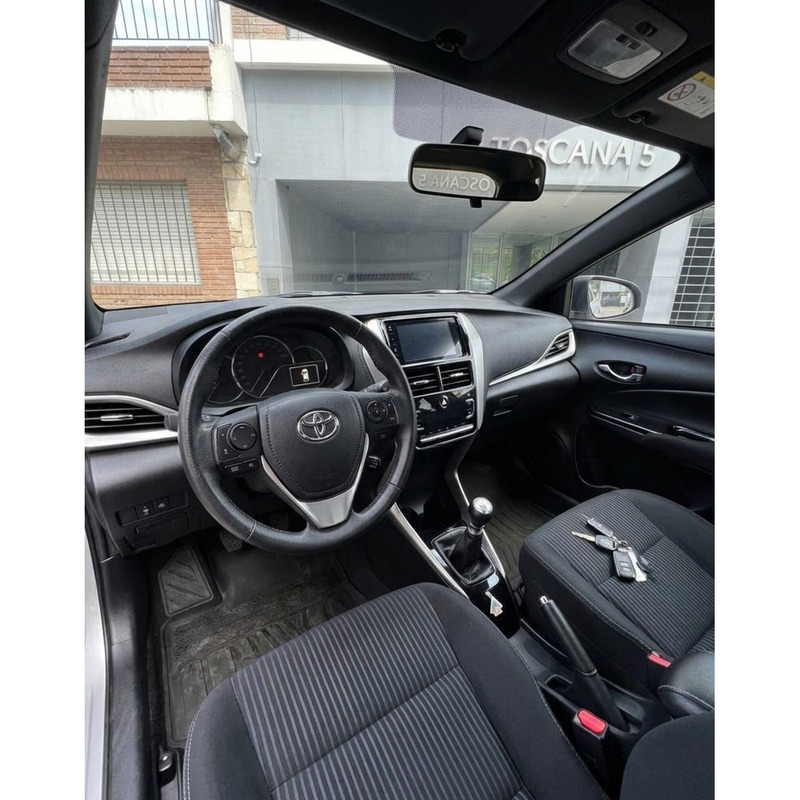 Toyota Yaris 2021 Xls 1.5 Mt 5p - 7