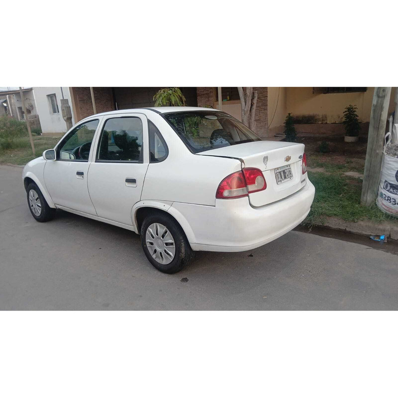 Chevrolet Classic 2014 ls aire+direccion+airbag - 3