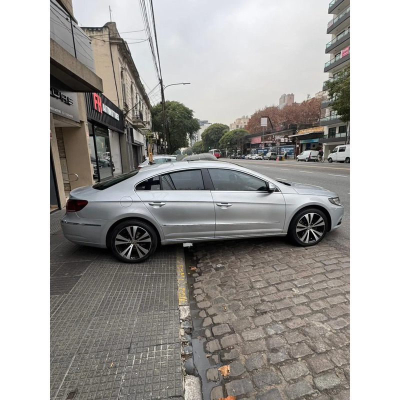 Volkswagen CC 2.0 Exclusive DSG TSI 211cv 2016 - 110.000 km - 2