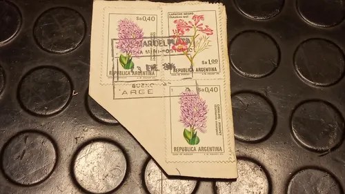 3 Sellos Postales Serie Flores Argentinas 1983