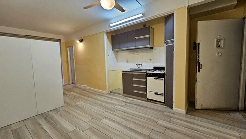 Venta Monoambiente Con Balcón Reciclado En Balvanera Apto Profesionales - 3